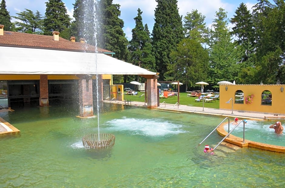 Parco Termale di Villa Dei Cedri