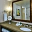 Hilton Los Angeles North/Glendale & Executive Meeting Center