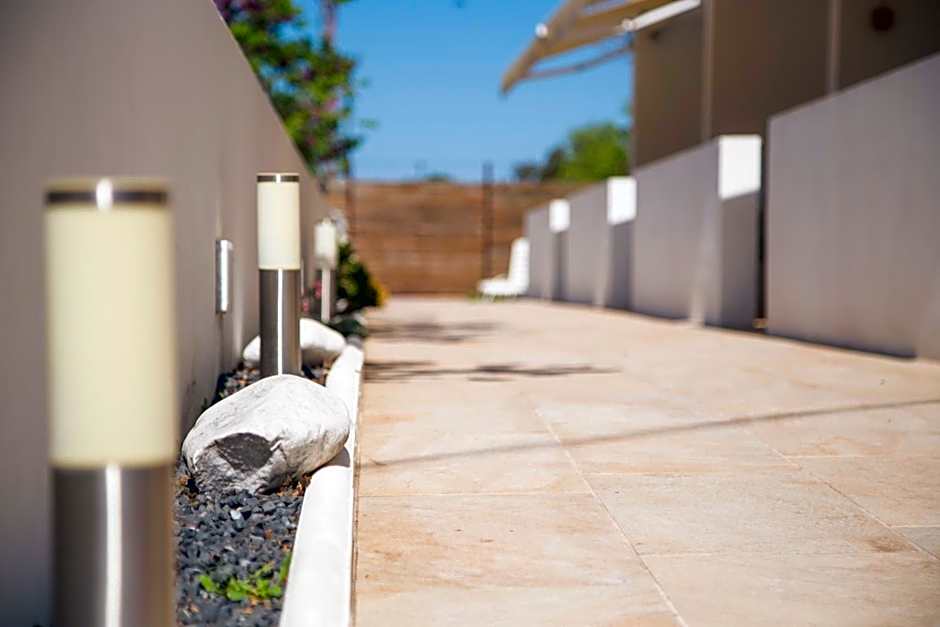 Casa Del Mar Hotel & Apartaments