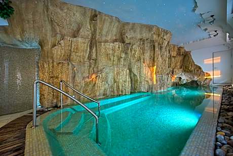 Classic Double Room with Spa Package