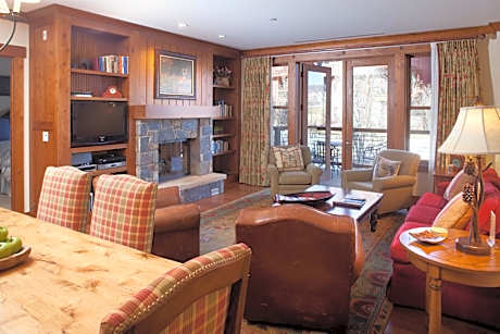 Countryside at Snowmass - CoralTree Residence Collection