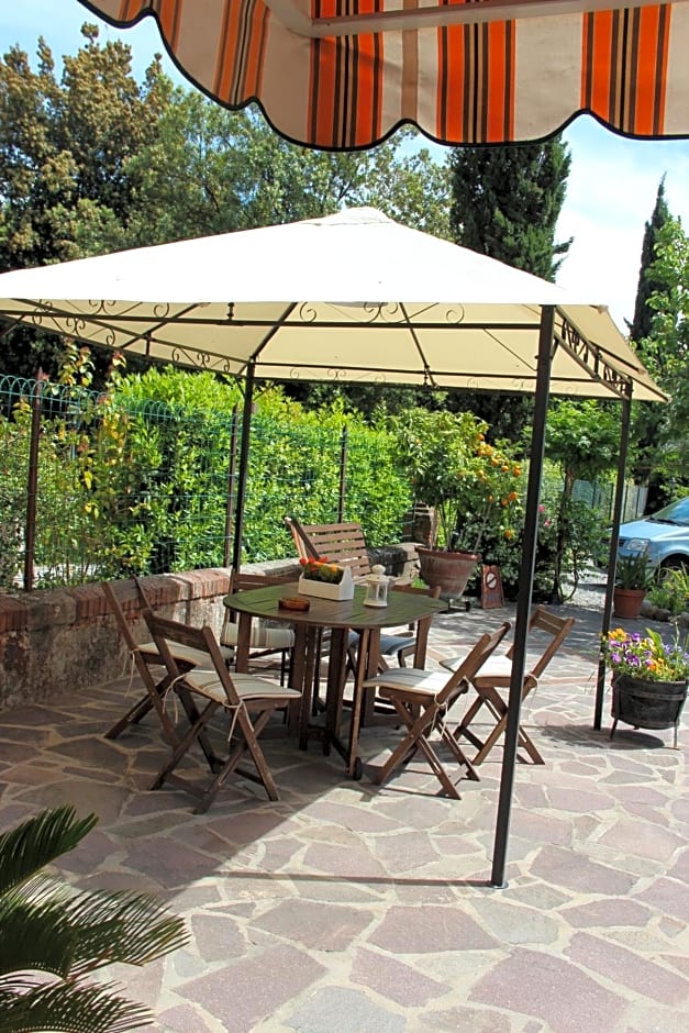 Bed & Breakfast Lucca Fora