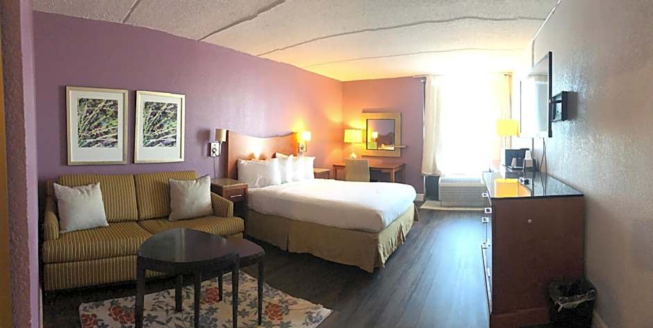 The Grand Hotel Spindletop