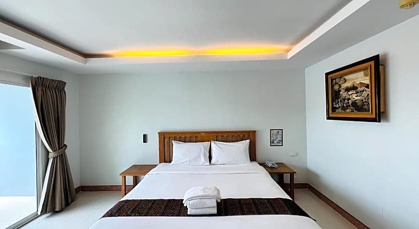 That Phanom River View Hotel