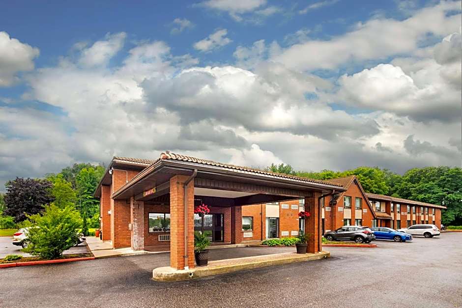 Photo 1 of 21 of Comfort Inn