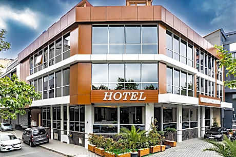 GARDEN ROOM SUİT HOTEL