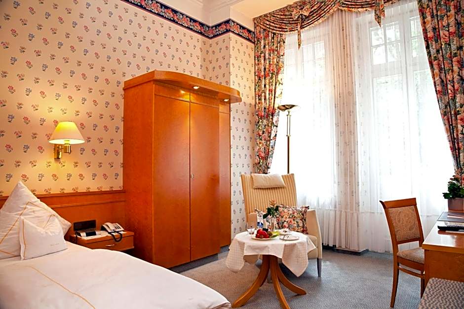 Privat-Hotel Villa Aurora