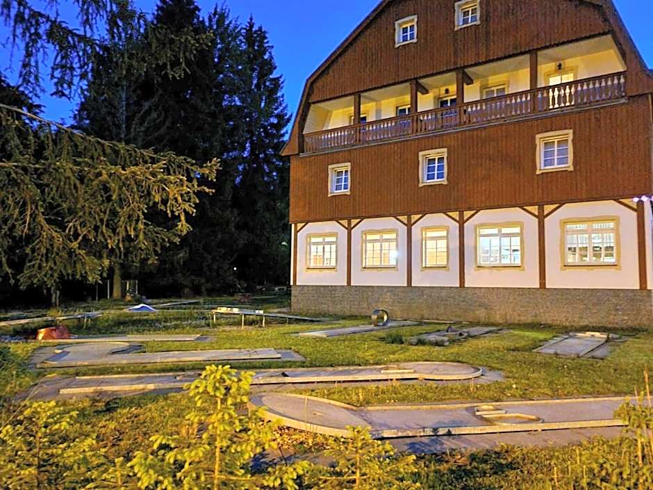 Hotel Lesní Chata