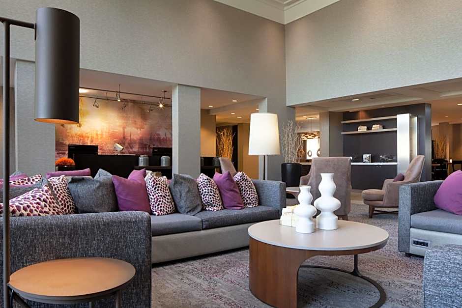 Courtyard by Marriott Oakland Airport