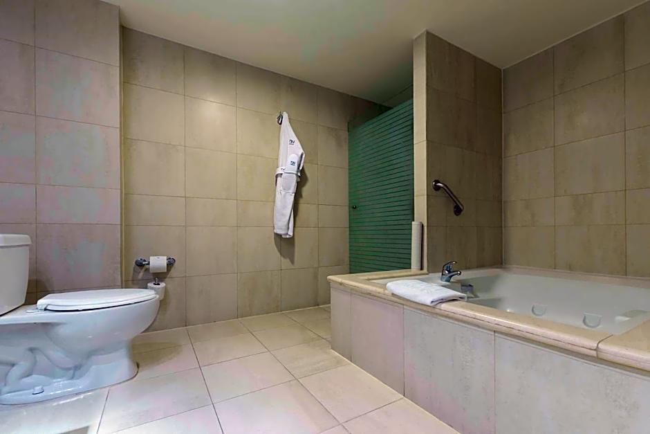 NH Puebla Centro Historico