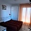 Hotel Alaska