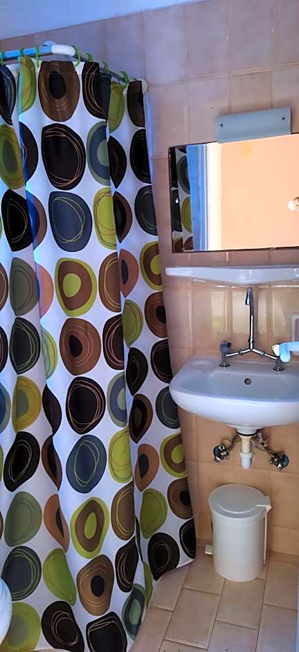 CLEO ROOM WITH YARD IN MALIA 250m FROM THE BEACH