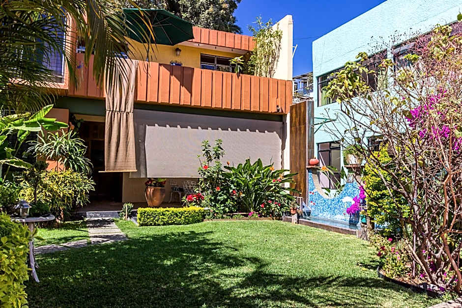 Casa de las Palmas Guest House