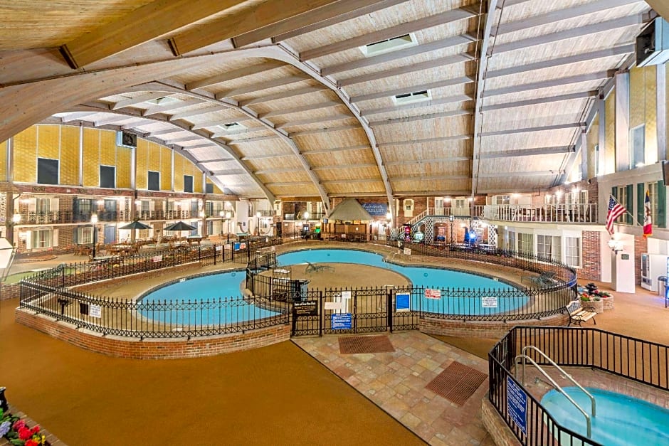 Howard Johnson Burlington – Burlington, IA