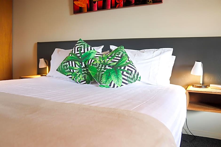 Coleraine Suites & Apartments