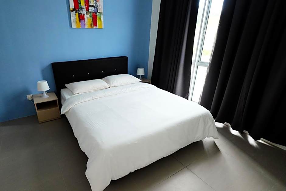 Play Residence at Golden Hills