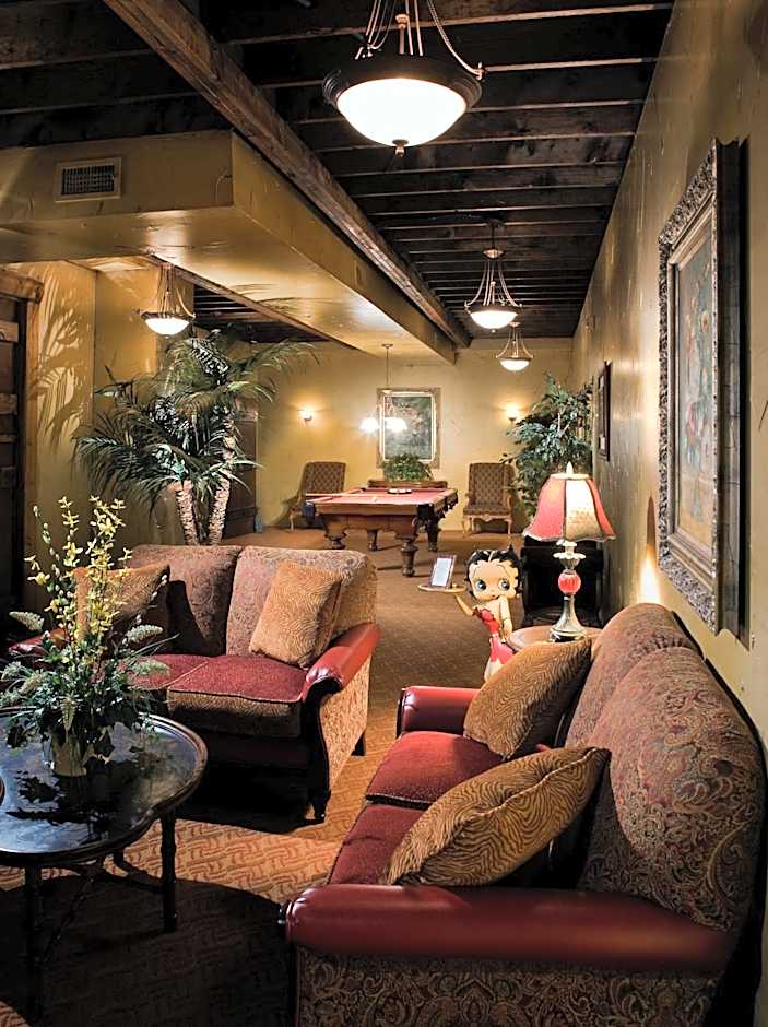 The Inn At Leola Village