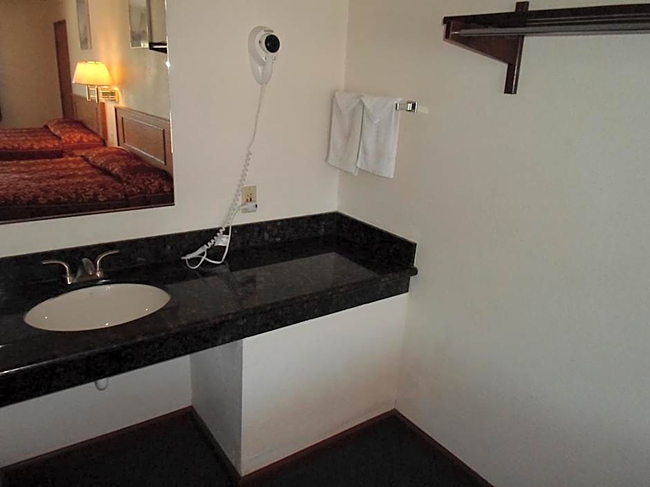 Economy Inn Morgan Hill