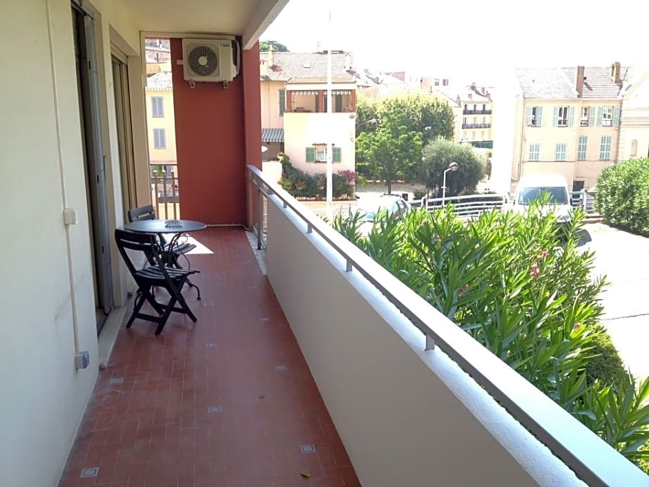 Hotel Le Suquet Cannes
