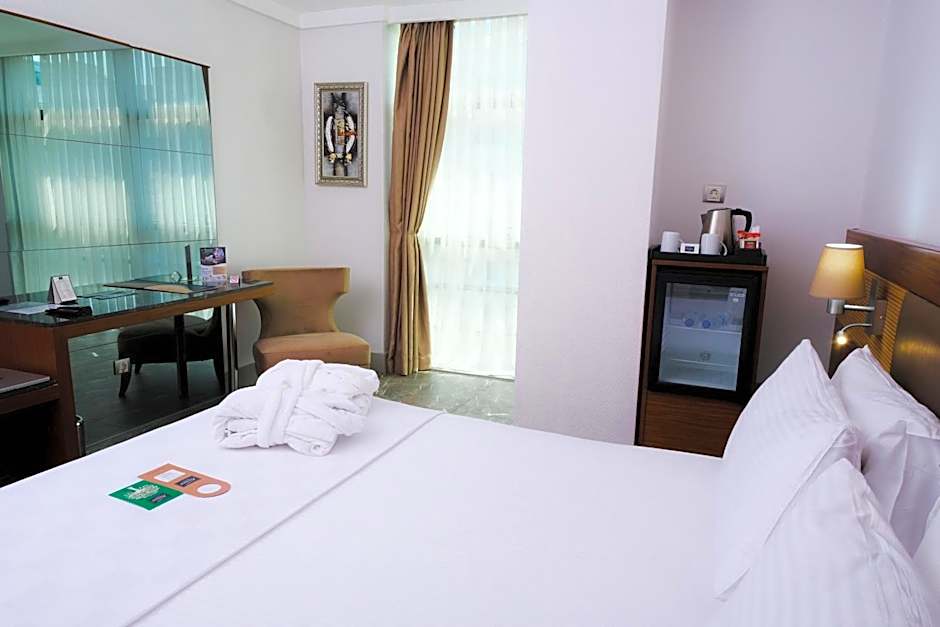 ARMİS HOTEL