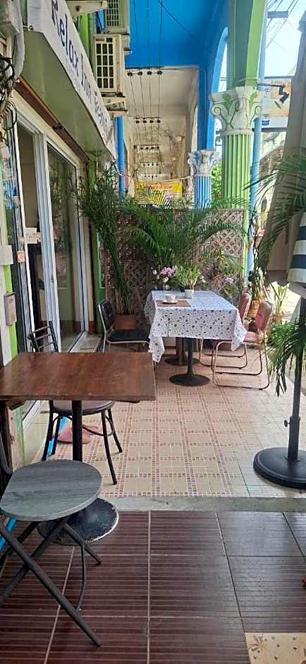 Relax Inn