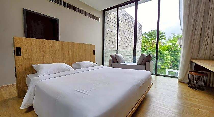 Cross Pattaya Oceanphere