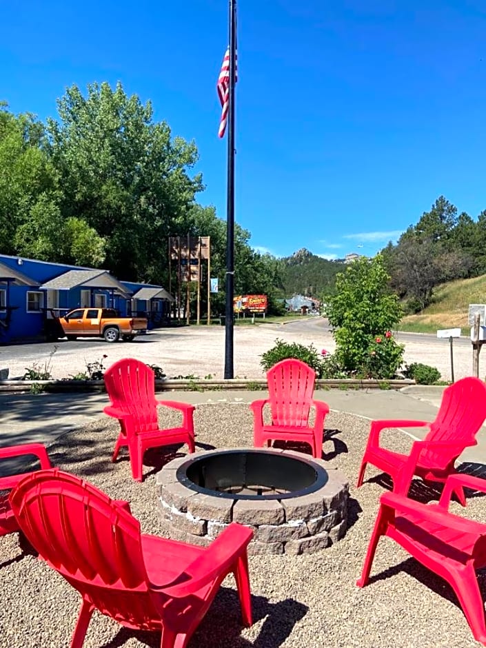 The Brookside Motel / Mt. Rushmore