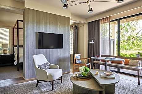 Junior Suite with Balcony