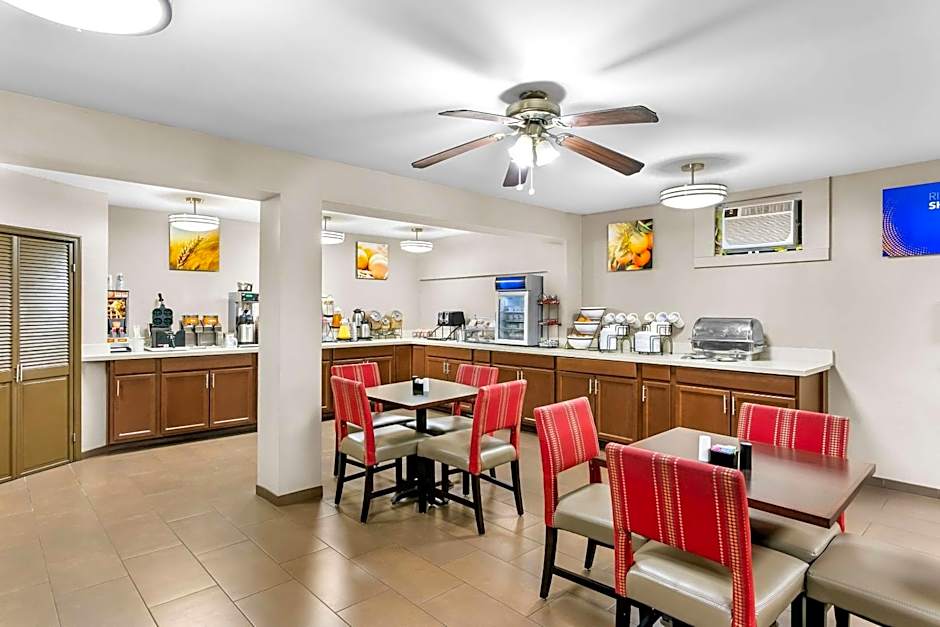 Comfort Inn Red Horse Frederick