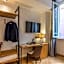 Navona Essence Hotel