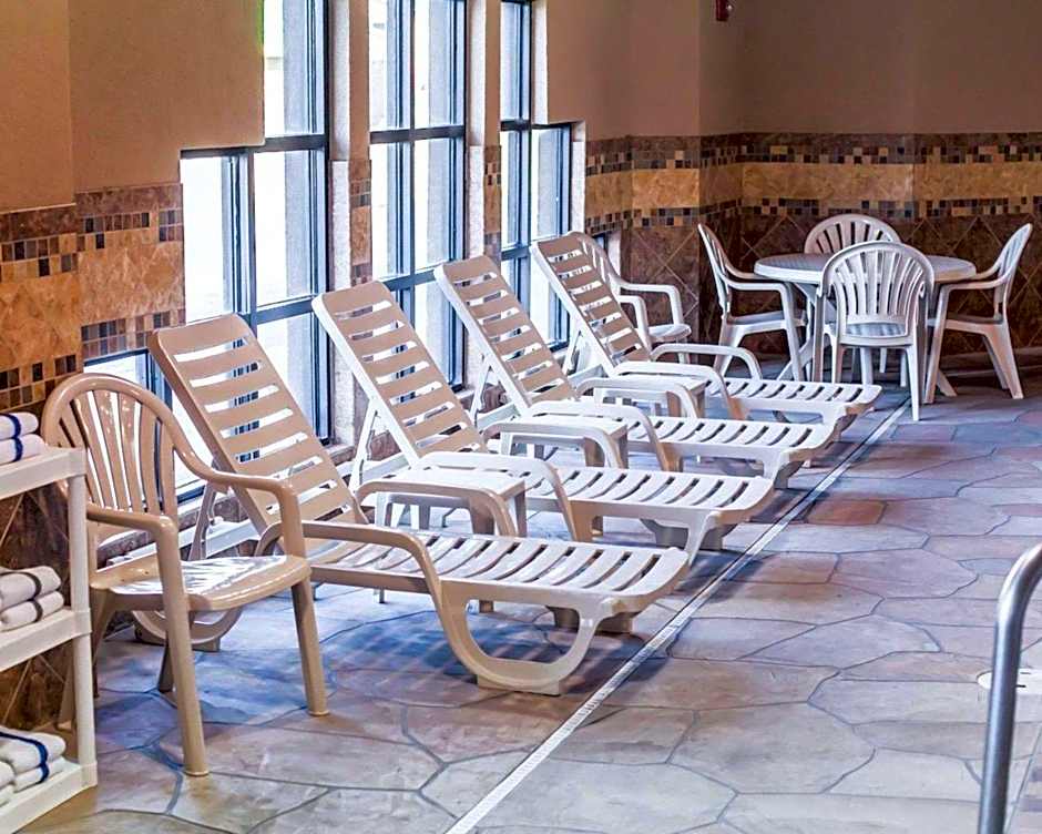 Garner Topeka West By IHG