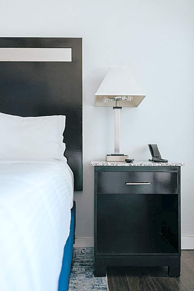 Sea Air Inn & Suites - Downtown Morro Bay