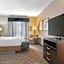 Best Western Plus Hiawatha Hotel