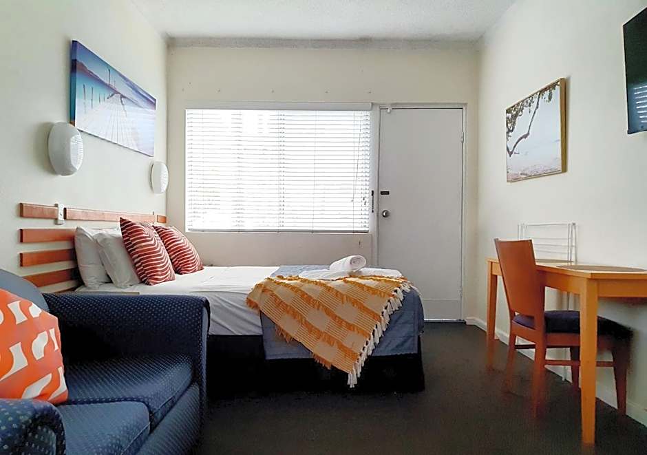 Oceanside Hawks Nest