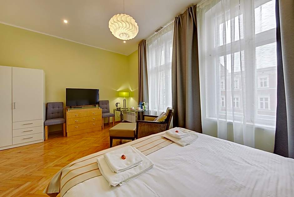 Jagiellonska 3 ApartHotel - Duze przestronne pokoje, centrum miasta, szybkie WiFi