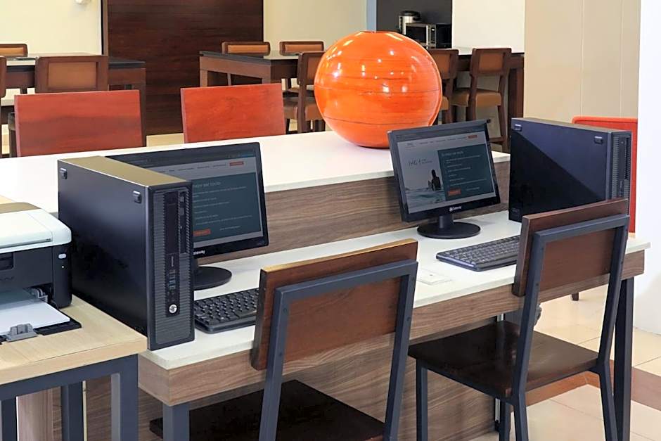 Holiday Inn Express Manzanillo By IHG