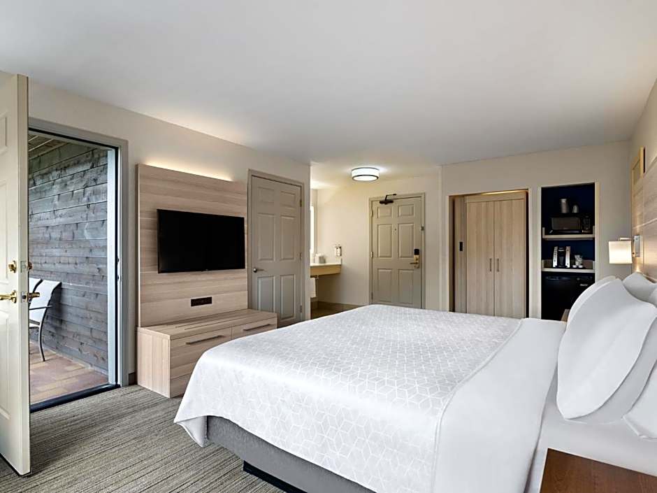 Holiday Inn Express Fort Bragg By IHG