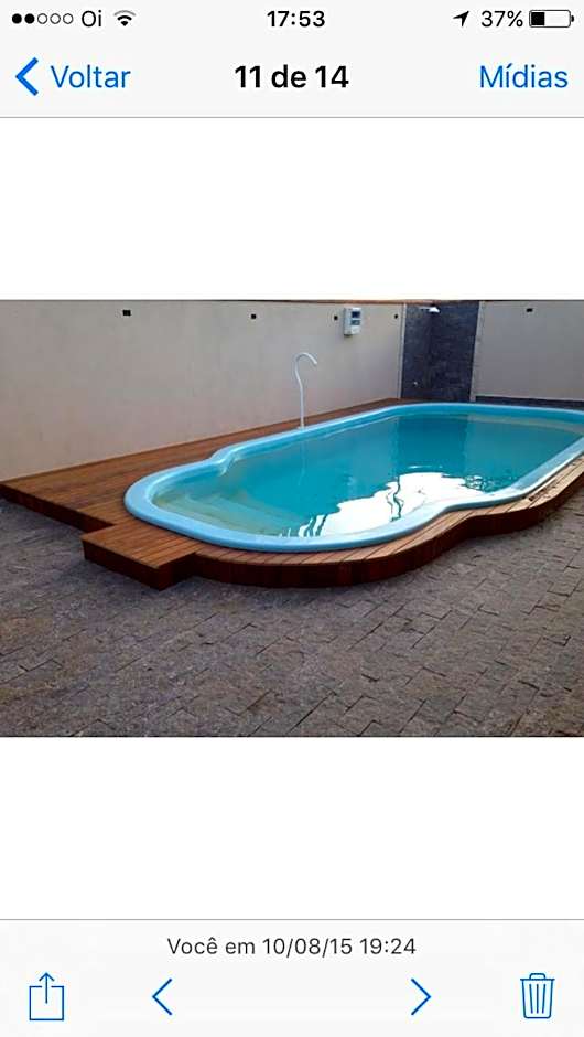 Bela casa, com internet, piscina e churrasqueira para descansar e desfrutar, dias de paz