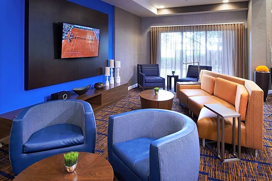 Courtyard by Marriott Kansas City Overland Park/Convention Center