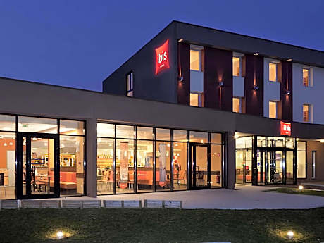 ibis Beauvais Aeroport