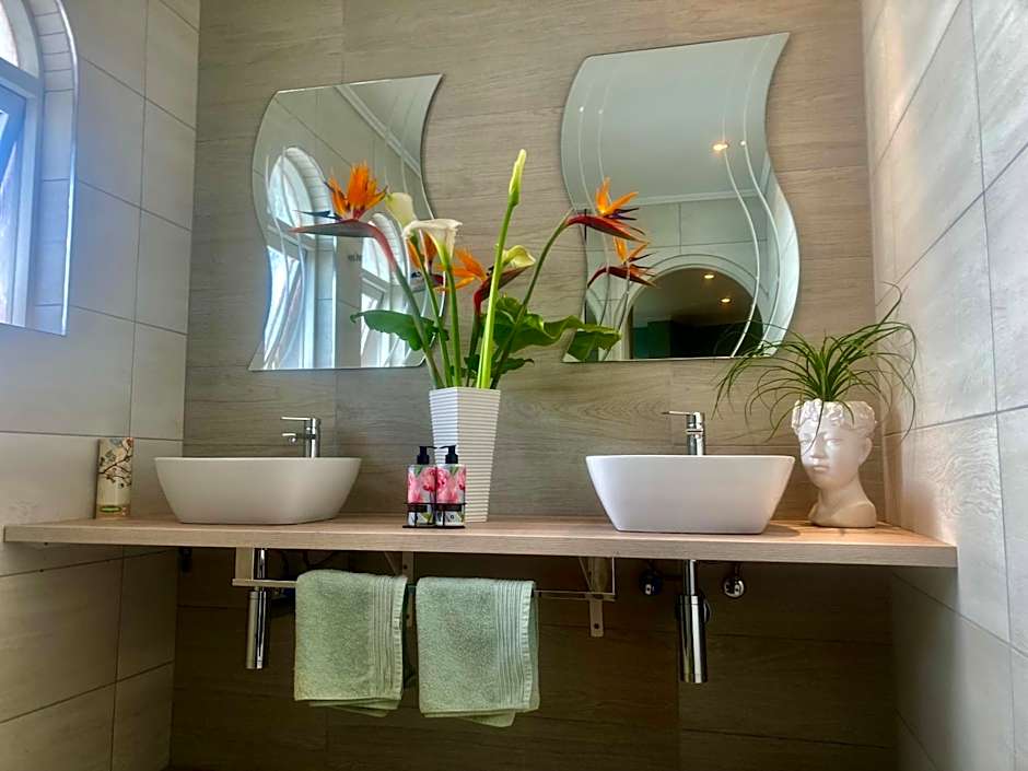 Bollinger Guest House