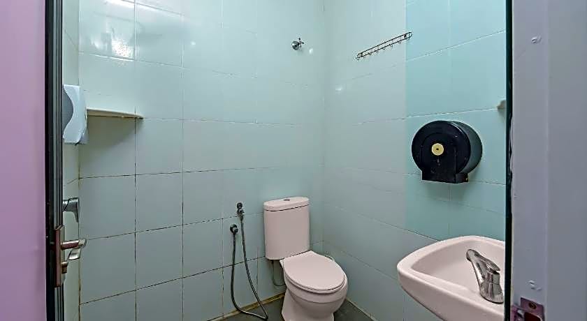 OYO 880 Hotel Purple Town