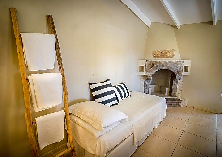 Parthenis Hotel & Suites