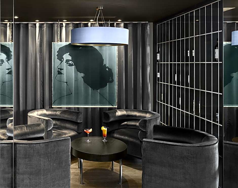 Radisson Blu Waterfront Hotel, Jersey