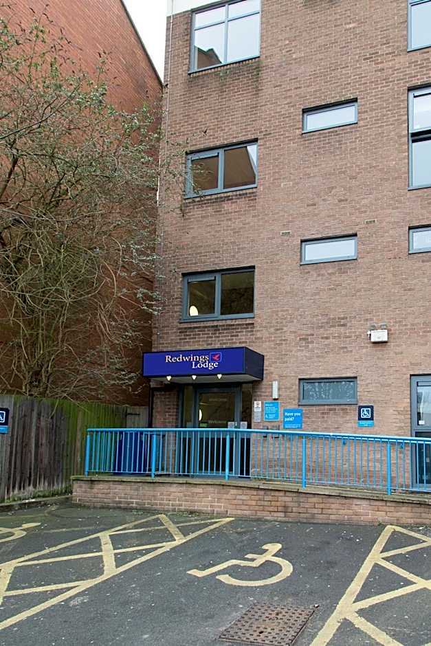 Redwings Lodge Wolverhampton Central