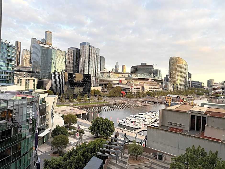 AKOM AT Docklands