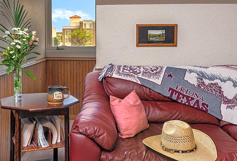 Woodrow House Bed & Breakfast