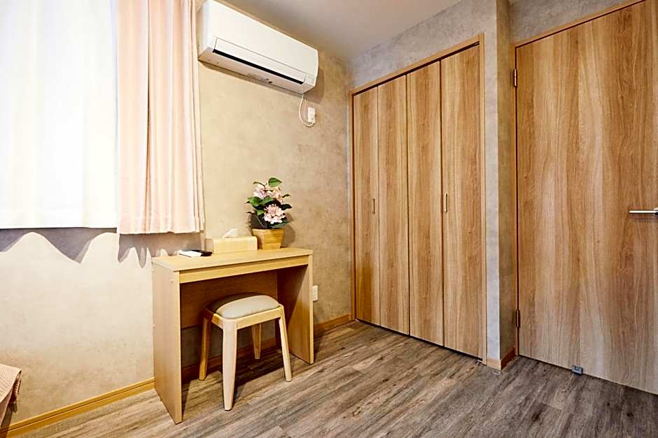 Designed apart ment Yamanote Line Shin-Okubo Sta 3 min walk