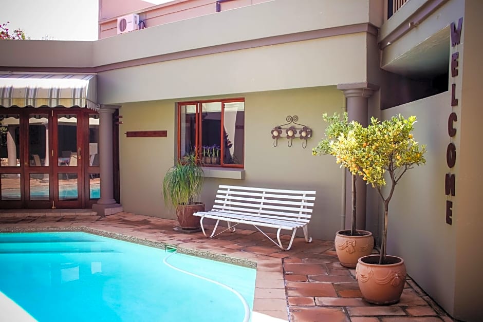 Silver Palms Guest House