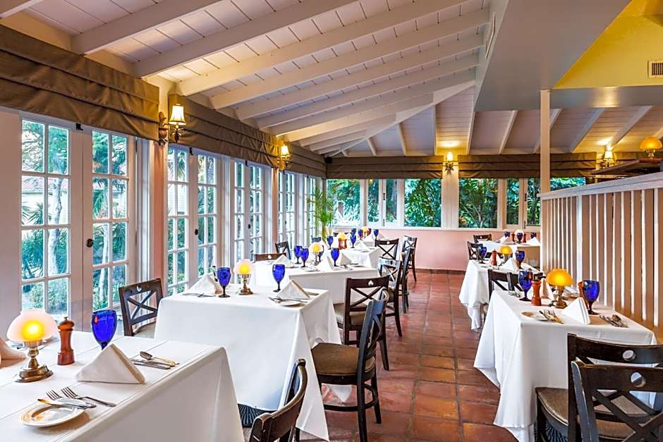 Pineapple Beach Club - All Inclusive - Adults Only